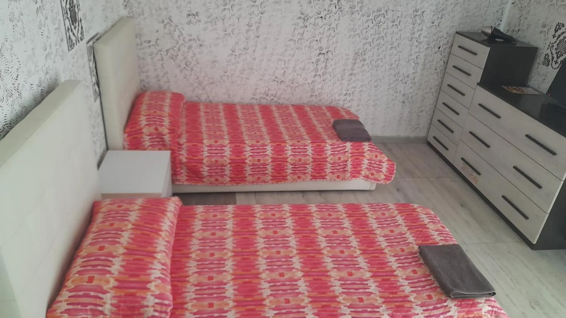 Casa Vacanze D&A Mono Rome 0*,  Italy